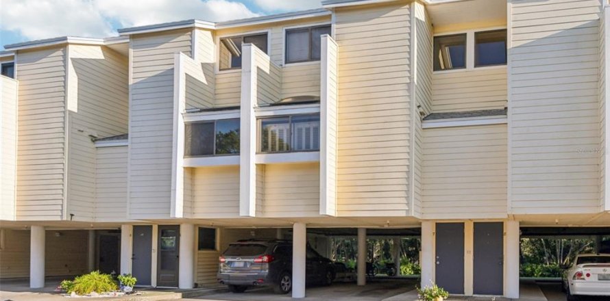 Touwnhouse à Tarpon Springs, Floride 2 chambres, 108.7 m2 № 1899027