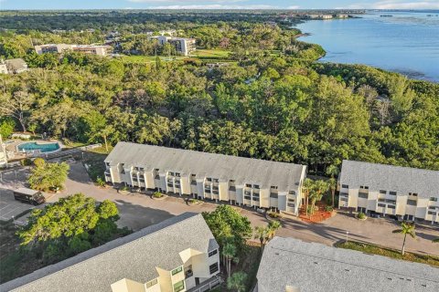 Adosado en venta en Tarpon Springs, Florida, 2 dormitorios, 108.7 m2 № 1899027 - foto 4