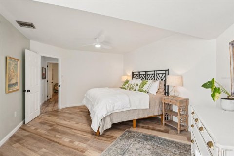 Adosado en venta en Tarpon Springs, Florida, 2 dormitorios, 108.7 m2 № 1899027 - foto 17