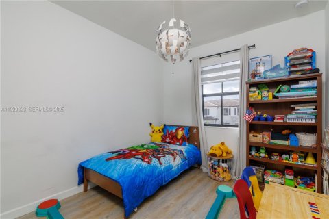 Townhouse in Miami, Florida 3 bedrooms, 124.02 sq.m. № 1988779 - photo 26