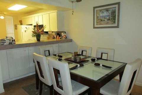 Condo in Margate, Florida, 2 bedrooms  № 2392604 - photo 6