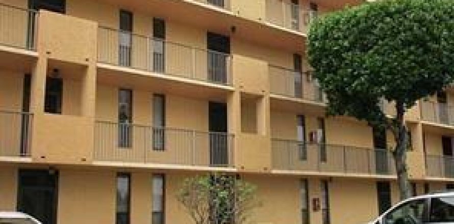 Condo in Margate, Florida, 2 bedrooms  № 2392604