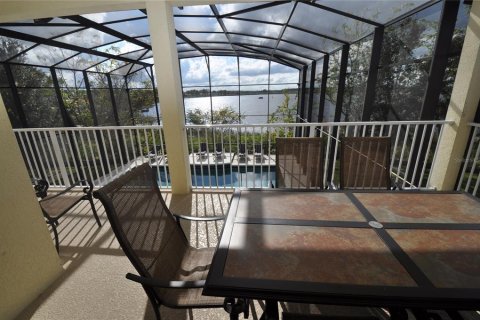 House in Haines City, Florida 5 bedrooms, 339.37 sq.m. № 1817836 - photo 5