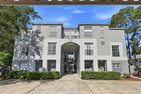 Condo in Tampa, Florida, 2 bedrooms  № 2142417
