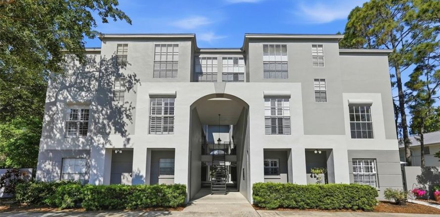 Condo in Tampa, Florida, 2 bedrooms № 2142417