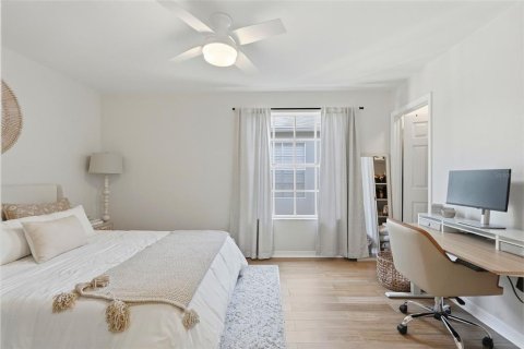 Condo in Tampa, Florida, 2 bedrooms № 2142417 - photo 20