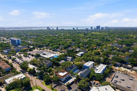 Condo in Tampa, Florida, 2 bedrooms № 2142417 - photo 28