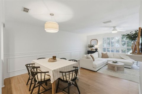 Condo in Tampa, Florida, 2 bedrooms № 2142417 - photo 2