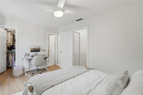 Condo in Tampa, Florida, 2 bedrooms № 2142417 - photo 21