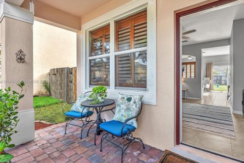 Villa ou maison à vendre à Homestead, Floride: 4 chambres, 191.19 m2 № 1998324 - photo 4