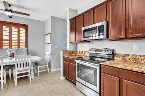 Villa ou maison à vendre à Homestead, Floride: 4 chambres, 191.19 m2 № 1998324 - photo 19