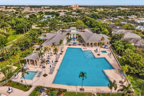 Villa ou maison à Homestead, Floride 4 chambres, 191.19 m2 № 1998324