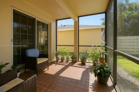 Купить виллу или дом в Майами, Флорида 3 спальни, 126.44м2, № 1949735 - фото 19