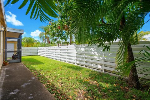 Купить виллу или дом в Майами, Флорида 3 спальни, 126.44м2, № 1949735 - фото 15