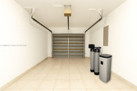 Купить виллу или дом в Майами, Флорида 3 спальни, 126.44м2, № 1949735 - фото 18