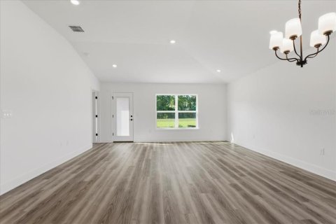 House in Alachua, Florida 4 bedrooms, 153.01 sq.m. № 2200465 - photo 9