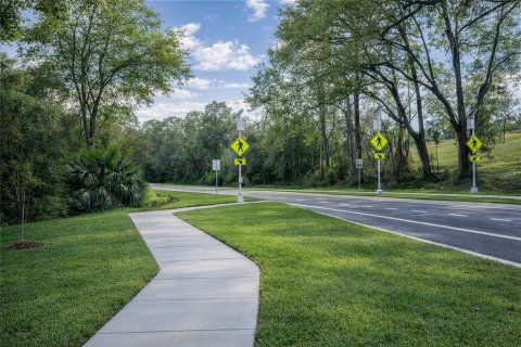 House in Alachua, Florida 4 bedrooms, 153.01 sq.m. № 2200465 - photo 27