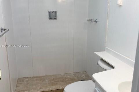 Condo in Lauderhill, Florida, 2 bedrooms  № 2050639 - photo 17