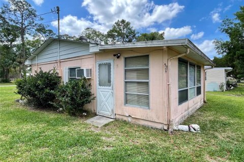 House in Weeki Wachee, Florida 2 bedrooms, 95.88 sq.m. № 1723656 - photo 17