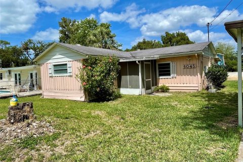House in Weeki Wachee, Florida 2 bedrooms, 95.88 sq.m. № 1723656 - photo 15