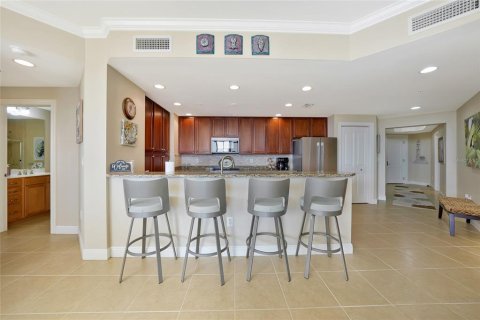 Condo in Cape Coral, Florida, 3 bedrooms  № 2101806 - photo 5