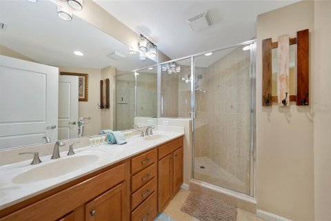 Condo in Cape Coral, Florida, 3 bedrooms  № 2101806 - photo 15