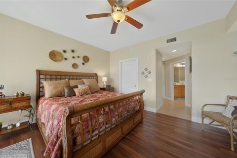 Condo in Cape Coral, Florida, 3 bedrooms  № 2101806 - photo 21