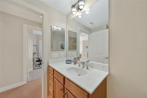 Condo in Cape Coral, Florida, 3 bedrooms  № 2101806 - photo 10