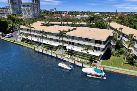 Condominio en venta en Fort Lauderdale, Florida, 1 dormitorio, 78.97 m2 № 2154017 - foto 14