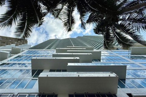 Condo in Miami, Florida, 2 bedrooms  № 1862704 - photo 30