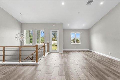 Villa ou maison à vendre à Englewood, Floride: 4 chambres, 184.78 m2 № 2408383 - photo 12