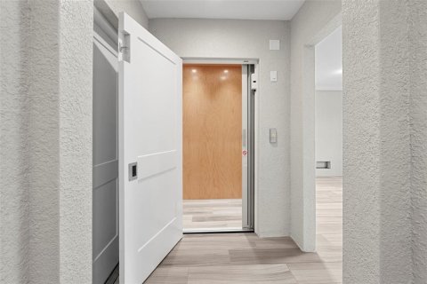 Villa ou maison à vendre à Englewood, Floride: 4 chambres, 184.78 m2 № 2408383 - photo 8