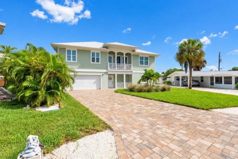 Villa ou maison à vendre à Englewood, Floride: 4 chambres, 184.78 m2 № 2408383 - photo 3