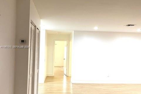 Снять в аренду виллу или дом в Майами, Флорида 3 спальни, 158.31м2, № 2007310 - фото 7