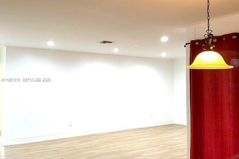 Снять в аренду виллу или дом в Майами, Флорида 3 спальни, 158.31м2, № 2007310 - фото 5