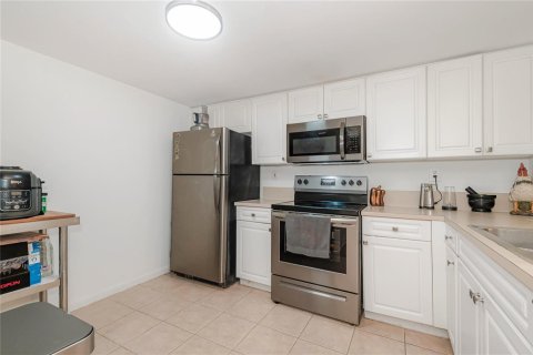 Copropriété à vendre à Fort Lauderdale, Floride: 2 chambres, 106.65 m2 № 2195003 - photo 15