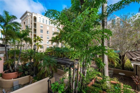 Copropriété à vendre à Fort Lauderdale, Floride: 2 chambres, 106.65 m2 № 2195003 - photo 6