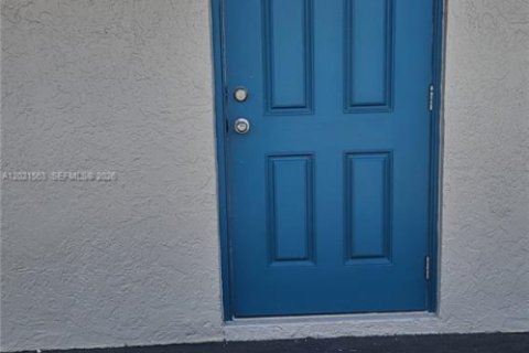 Appartement à louer à Pompano Beach, Floride: 2 chambres, 900.5 m2 № 2085927 - photo 14