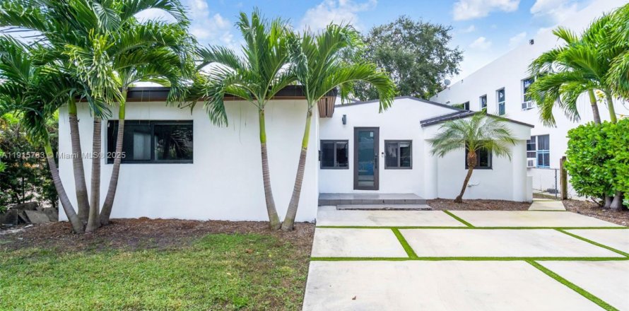Casa en Miami, Florida 4 dormitorios, 198.81 m2 № 1971013