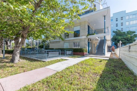 Appartement à louer à Miami Beach, Floride: 41.81 m2 № 1952205 - photo 24