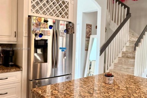 Casa en alquiler en Hollywood, Florida, 4 dormitorios, 234.58 m2 № 1991400 - foto 19