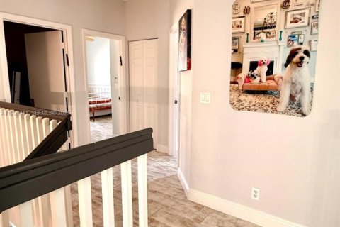 Casa en alquiler en Hollywood, Florida, 4 dormitorios, 234.58 m2 № 1991400 - foto 23