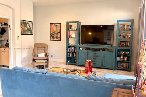 Casa en alquiler en Hollywood, Florida, 4 dormitorios, 234.58 m2 № 1991400 - foto 11