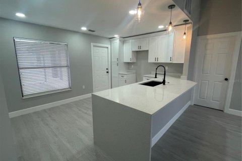 Casa en venta en Kissimmee, Florida, 3 dormitorios, 145.39 m2 № 1509954 - foto 11