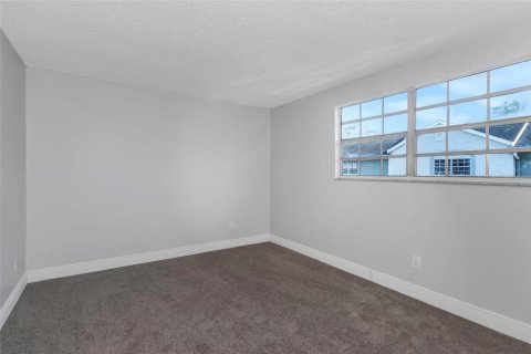Adosado en alquiler en New Port Richey, Florida, 2 dormitorios, 85.84 m2 № 1858275 - foto 11