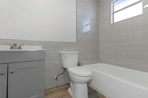 Adosado en alquiler en New Port Richey, Florida, 2 dormitorios, 85.84 m2 № 1858275 - foto 20