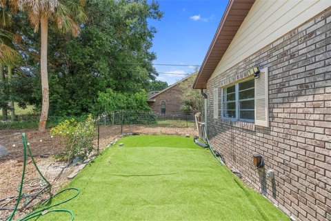 House in Deltona, Florida 3 bedrooms, 209.4 sq.m. № 1853455 - photo 14