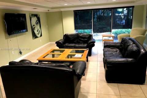 Condominio en alquiler en Fort Lauderdale, Florida, 1 dormitorio, 58.06 m2 № 2079242 - foto 21