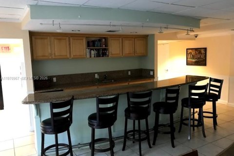 Condominio en alquiler en Fort Lauderdale, Florida, 1 dormitorio, 58.06 m2 № 2079242 - foto 17