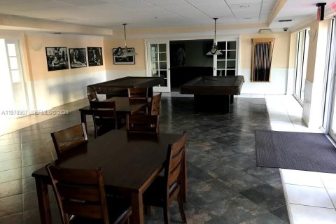 Condominio en alquiler en Fort Lauderdale, Florida, 1 dormitorio, 58.06 m2 № 2079242 - foto 18